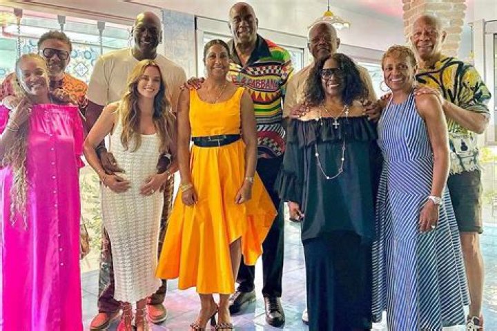 Discoveries And Insights From Magic Johnson's Vacation Photo