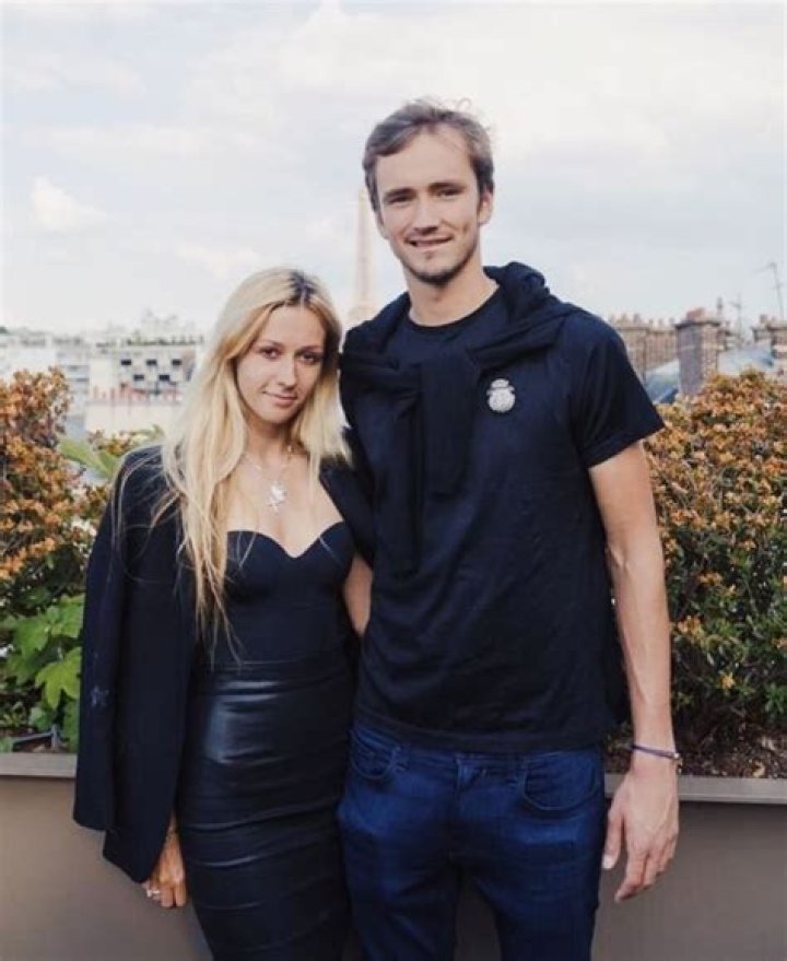 Unraveling The Height Of Medvedev's Wife