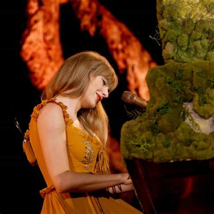 Unveil The Enchanting Style Of Taylor Swift's "Evermore" Era