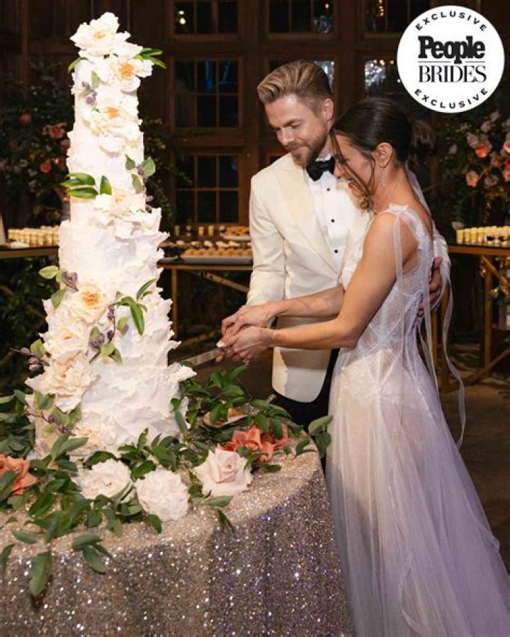 Unveiling The Enchanting Allure Of Shannon De Lima's Wedding Pictures